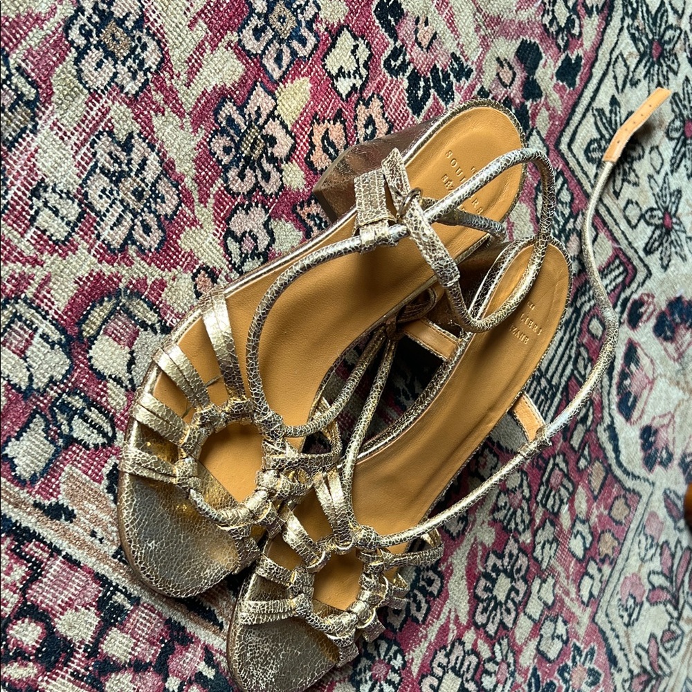 Sezane Gloria Metallic Gold Strappy Sandals with block heel - Picture 3 of 3